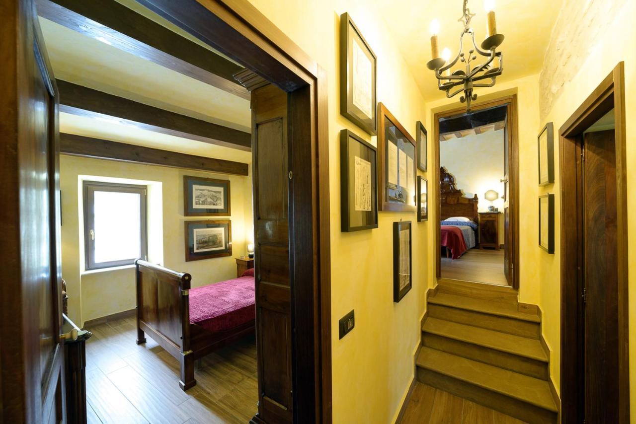 Degli Alessandri House Sassoferrato Buitenkant foto