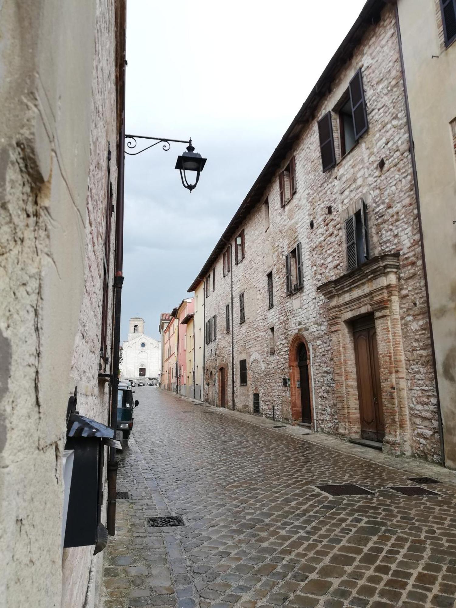 Degli Alessandri House Sassoferrato Buitenkant foto