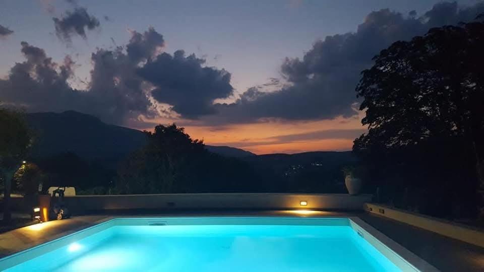 Degli Alessandri House Sassoferrato Buitenkant foto